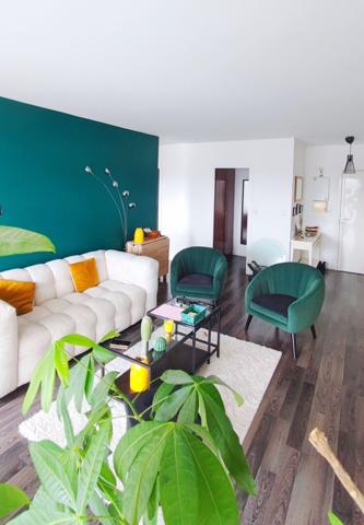 APPARTEMENT 3 PIECES - ETAGE ET BALCON, CAVE ET PARKING