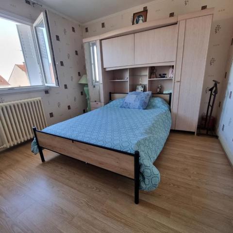 Maison Mitoyenne d'un coté