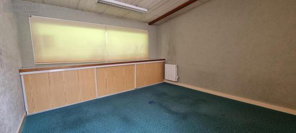 Local commercial à vendre à Auray dans le Morbihan (56400), ref : 56013-843