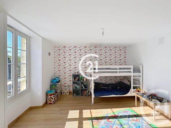 Maison à vendre  10 pièces - 255 m2 COGNAC - 16