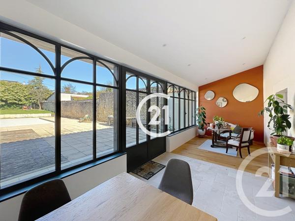 Maison à vendre  10 pièces - 255 m2 COGNAC - 16