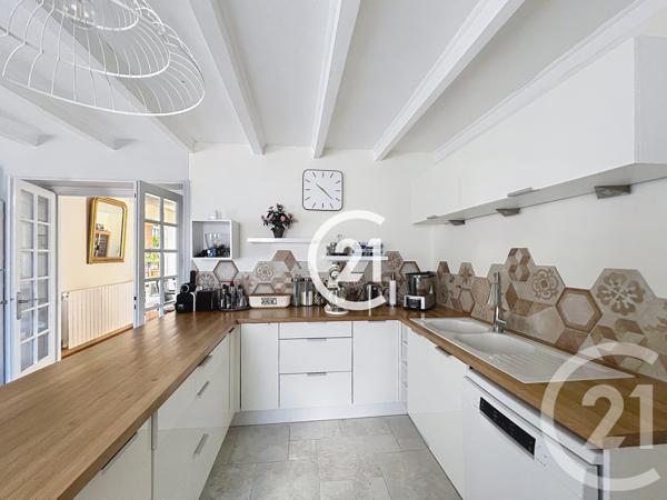 Maison à vendre  10 pièces - 255 m2 COGNAC - 16