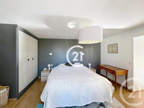 Maison à vendre  10 pièces - 255 m2 COGNAC - 16
