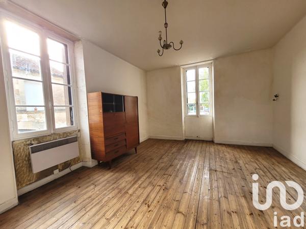 Immeuble à vendre 95 m² Montbron