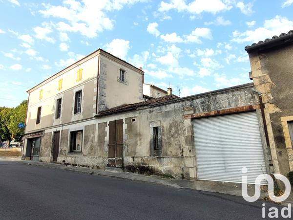 Immeuble à vendre 95 m² Montbron