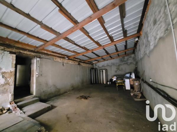 Immeuble à vendre 95 m² Montbron