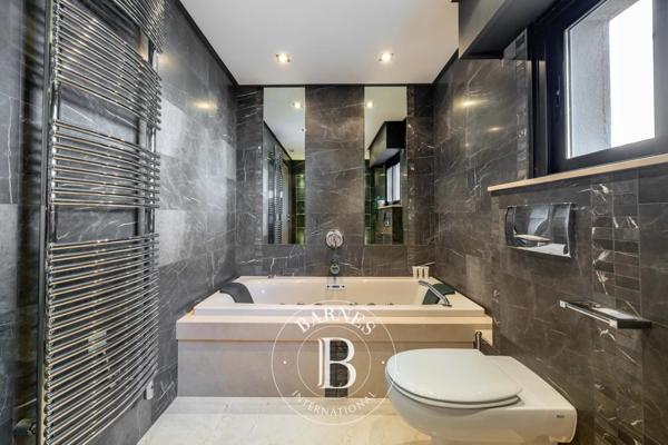 Saint-Raphaël, Villa 3 Chambres -  224 m² à vendre