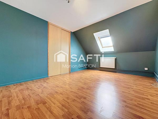 A VENDRE -MONTBRE-  MAISON LONGERE - 8 PIECES - CONFORT DE PLAIN PIED - JARDIN