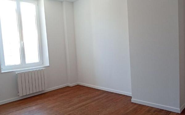 Appartement à louer    4 pièces •  Villiers-Saint-Denis