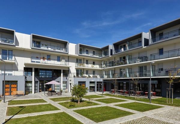 INVESTISSEMENT LOCATIF  Perpignan  Résidence Seniors Les Girandières  5,48 % de rentabilité
