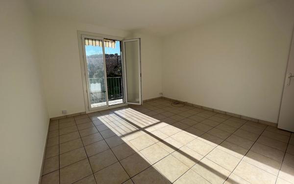Appartement à vendre    3 pièces • 57,75 m2 Vallauris