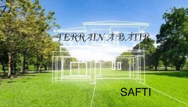 Terrain  constructible et divisible 3090m2