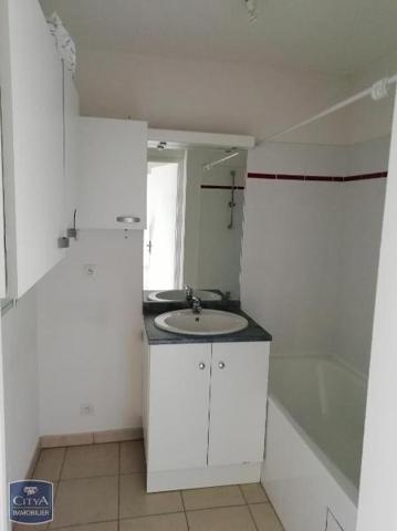 Location appartement Poitiers (86000) 2 pièces 44.66m²