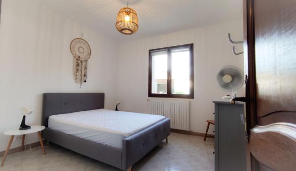 Grande Maison avec 2 appartements et garage La Londe Les Maures 184 m2/580m²