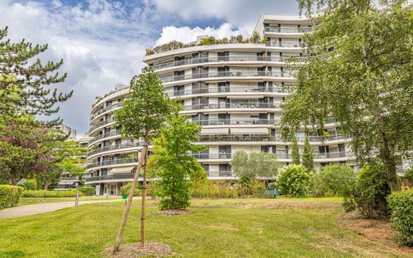 Appartement à vendre    3 pièces • 68 m2 Saint-Maurice