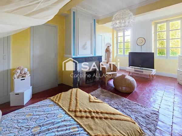 Demeure avec jardin en plein coeur du village