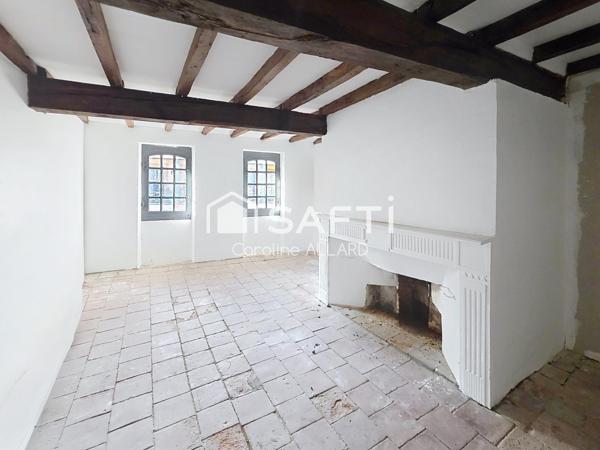 Demeure avec jardin en plein coeur du village