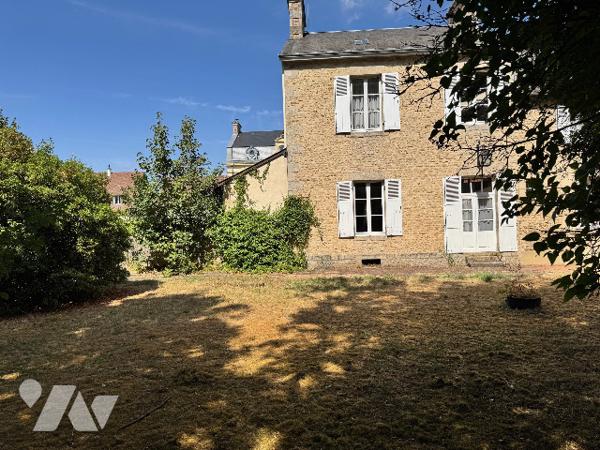 Maison de ville avec jardin et garage