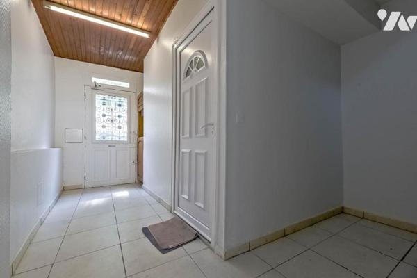 Petit immeuble de rapport en monopropriété - 5 Lots d'habitation - 86m2 