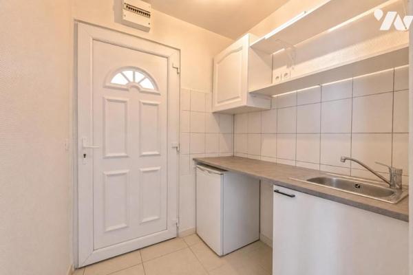Petit immeuble de rapport en monopropriété - 5 Lots d'habitation - 86m2 