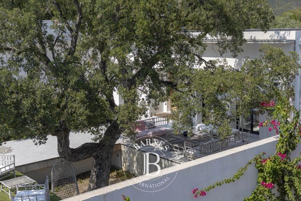 Sainte-Lucie-de-Porto-Vecchio, Villa 4 Chambres -  200 m² à vendre