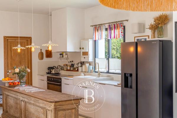 Sainte-Lucie-de-Porto-Vecchio, Villa 4 Chambres -  200 m² à vendre
