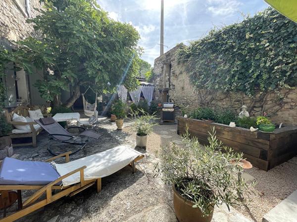 Maison Velleron 9 pièce(s) 238 m2