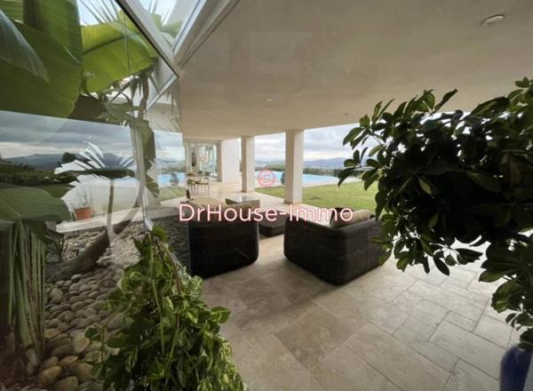 Maison à vendre 12 pièces de 330 m²