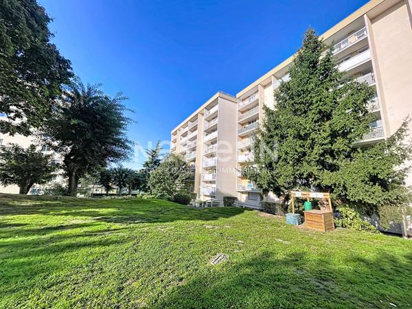 À vendre : T3 avec balcon, vue dégagée et parking à Chilly-Mazarin