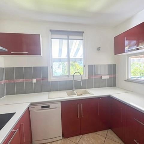 3 villas ou Gites à vendre à ANSE BERTRAND (971),piscine, 2000M2 terrain, proches plages