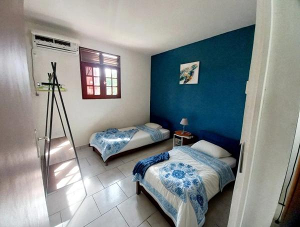 3 villas ou Gites à vendre à ANSE BERTRAND (971),piscine, 2000M2 terrain, proches plages