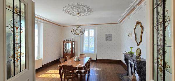 Maison de caractère 19ème siècle - 234m2 - terrain 1320m2 Lusignan (86600)