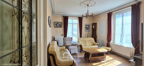 Maison de caractère 19ème siècle - 234m2 - terrain 1320m2 Lusignan (86600)