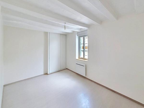 Maison Doue En Anjou 4 pièce(s) 106 m2