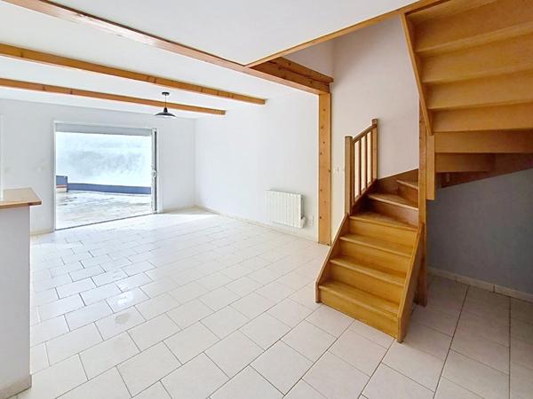 Maison Doue En Anjou 4 pièce(s) 106 m2