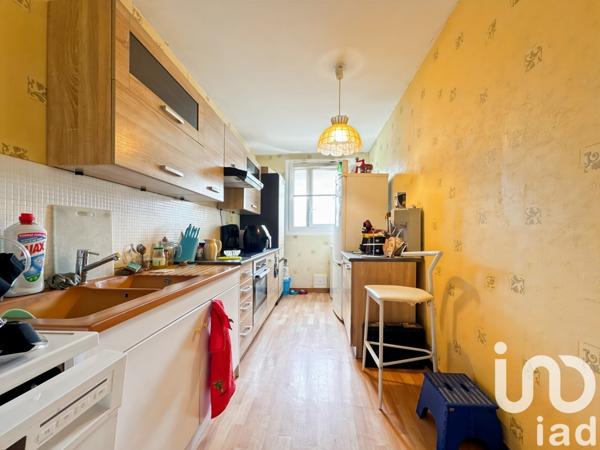 Appartement 3 pièces de 69 m² à Laval (53000)