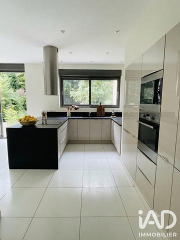 Maison à vendre 11 pièces 253 m² Hazebrouck