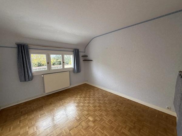 Vente Maison 8 pièces 180 m2 à Ézy-sur-Eure