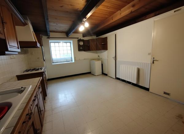Maison à vendre à Guimiliau - 90m².