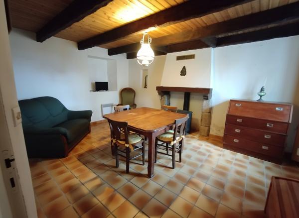Maison à vendre à Guimiliau - 90m².