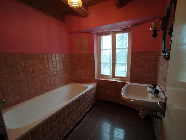 Maison à vendre à Guimiliau - 90m².