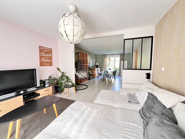 Buxerolles - Confortable maison de type 7 , Buxerolles