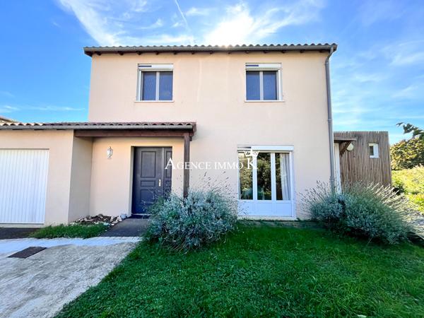 Buxerolles - Confortable maison de type 7 , Buxerolles