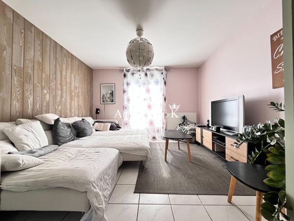 Buxerolles - Confortable maison de type 7 , Buxerolles