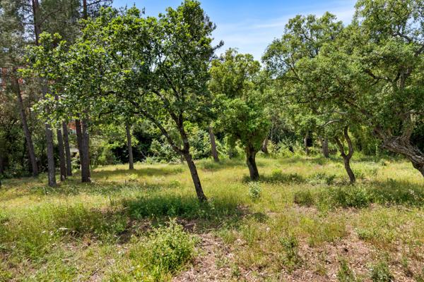 Terrain à vendre avec permis de construire
