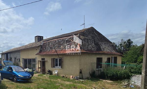 Maison à restaurer avec grandes dépendances