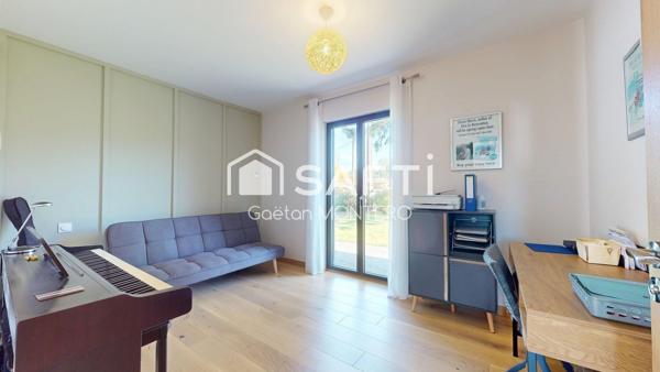 Maison contemporaine à vendre sur la commune du Teich