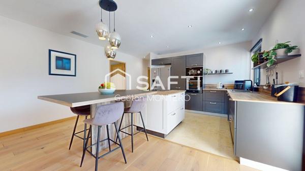 Maison contemporaine à vendre sur la commune du Teich