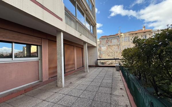 Appartement à vendre    4 pièces • 100 m2 Perpignan