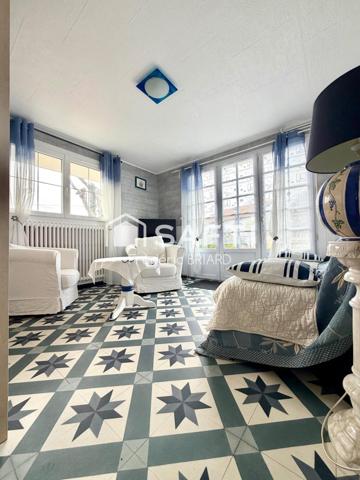 Coëx centre ville. Double maison 7PP 4ch.